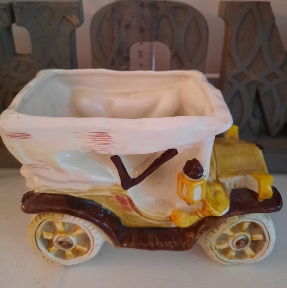 CLEARANCE SALE -Vintage truck planter -MCM DECOR - Planter for home decor - Picture 1 of 4
